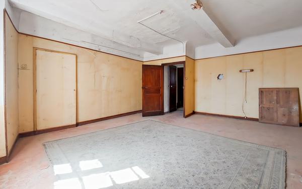 Maison à vendre    6 pièces • 170 m2 La Motte-du-Caire