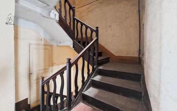 Maison à vendre    6 pièces • 170 m2 La Motte-du-Caire
