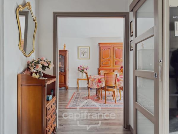 Appartement plain-pied en centre-ville, dans une résidence sécurisée