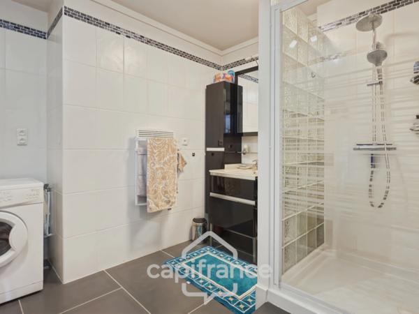 Appartement plain-pied en centre-ville, dans une résidence sécurisée