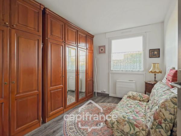 Appartement plain-pied en centre-ville, dans une résidence sécurisée