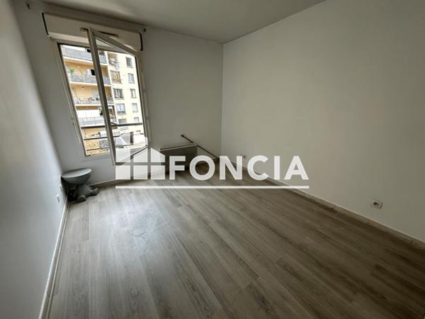 Location Appartement 4 pièces 84.4 m² - PATIO DES CISTES Marseille 13010