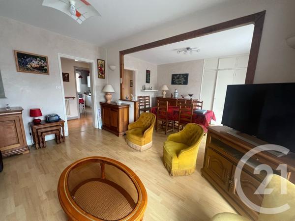 Appartement F4 à vendre  5 pièces - 85 m2 AURILLAC - 15