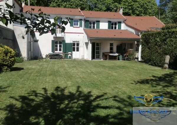 L'HAY LES ROSES-LES BLONDEAUX-MAISON DE 175 M2+90M2 (GARAGE-ATELIER-BUANDERIE)-5 CHAMBRES- PARCELLE ARBOREE DE 520 M2.