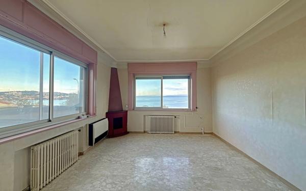 Appartement à vendre    4 pièces • 97,48 m2 Martigues