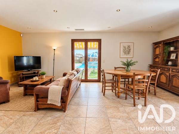 Maison (prestige) à vendre 7 pièces 230 m² Thuir