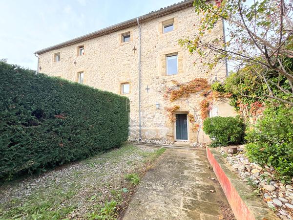 A LOUER LE PUY SAINTE REPARADE APPARTEMENT 2 PIECES 45.5 M² AVEC JARDIN, CAVE ET PLACE DE STATIONNEMENT