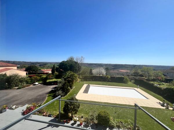 Maison à vendre 7 pièces LE PALAIS SUR VIENNE (87)