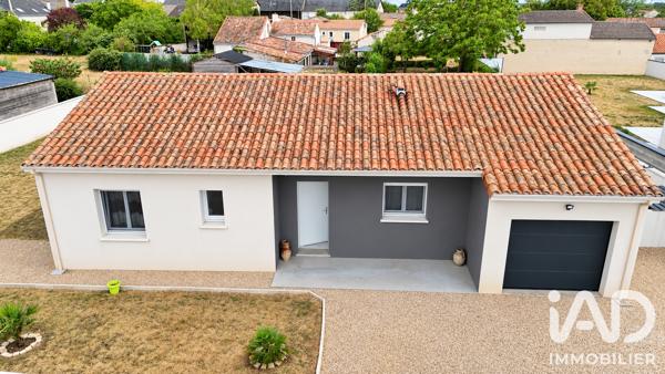 Maison à vendre 4 pièces 95 m² Chabournay