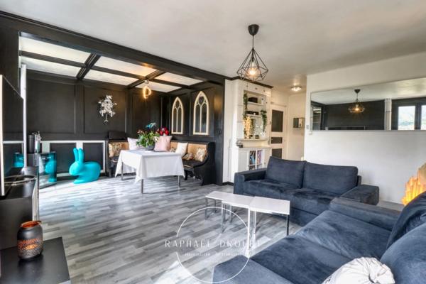 MARSEILLE 11ème – LA POMME - APPARTEMENT T3/4 – BALCON – PARKING – RESIDENCE FERMEE