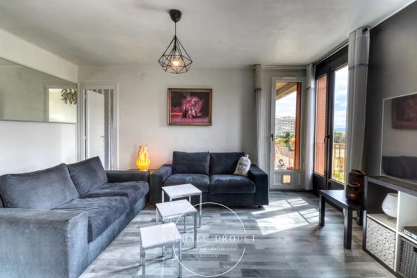 MARSEILLE 11ème – LA POMME - APPARTEMENT T3/4 – BALCON – PARKING – RESIDENCE FERMEE