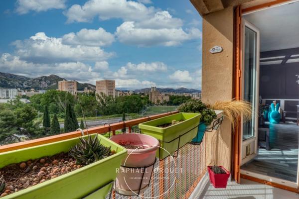 MARSEILLE 11ème – LA POMME - APPARTEMENT T3/4 – BALCON – PARKING – RESIDENCE FERMEE