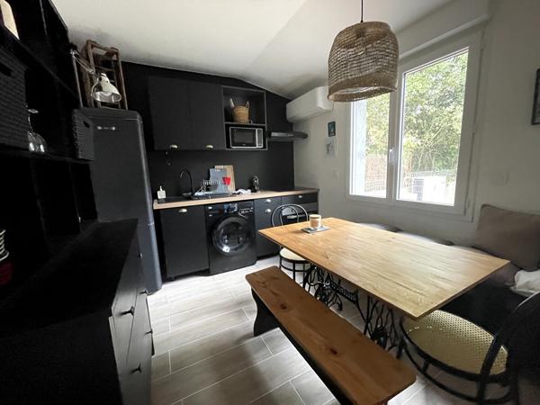 Chambre au 18 avenue marly-33400 TALENCE
