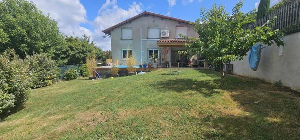 MAISON EN PIERRE 210m2 AVEC TERRAIN PISCINE.