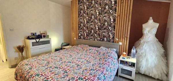 MAISON EN PIERRE 210m2 AVEC TERRAIN PISCINE.