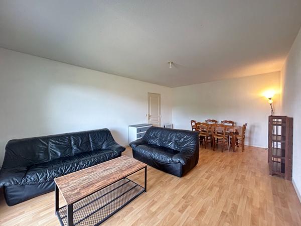 A LOUER - Appartement Dax 3 pièces 68 m2 - 2 chambres - balcon - parking