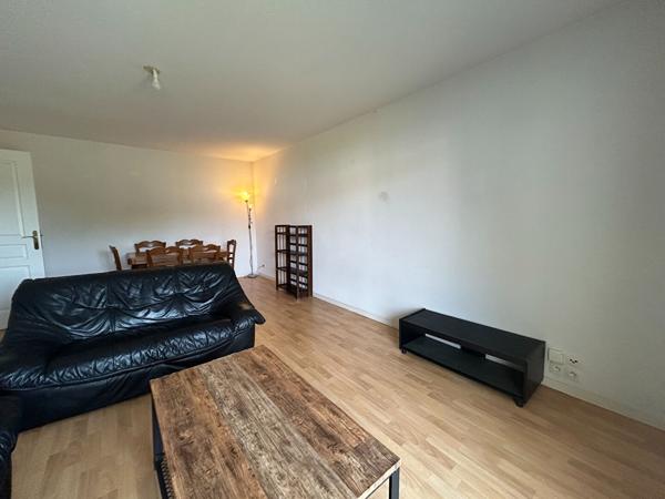 A LOUER - Appartement Dax 3 pièces 68 m2 - 2 chambres - balcon - parking
