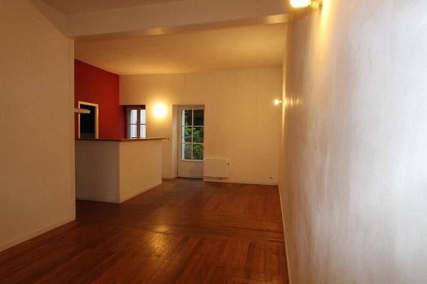 Appartement 2 pièces                                        - 44100 Nantes Réf : 11971