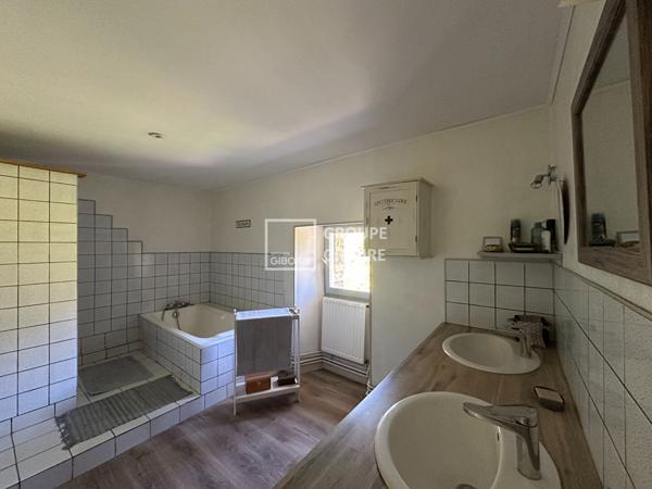 Maison T6 à vendre GUICHEN - 150 m² (réf : GLH26531)