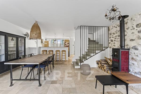 Maison de caractère rénovée, 4 suites, patio intimiste