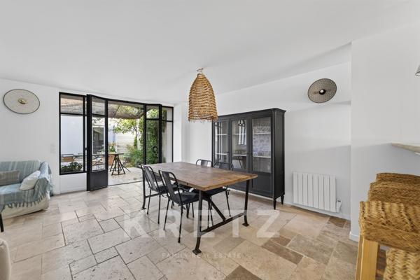 Maison de caractère rénovée, 4 suites, patio intimiste
