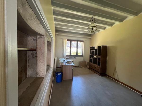 Maison à vendre 7 pièces ARC SUR TILLE (21)