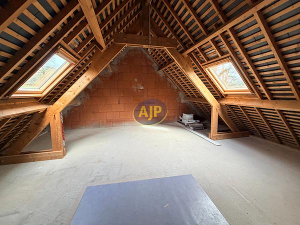 Vente maison La Chapelle De Brain : 282 820 € - AJP By Marie