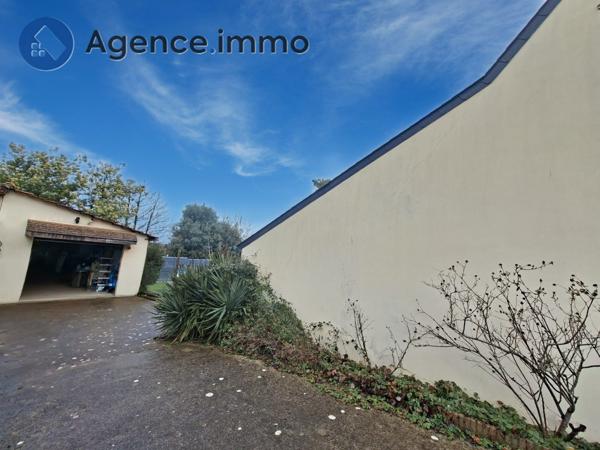 À vendre - Maison traditionnelle, 6 pièces située à Mulsanne (72230)