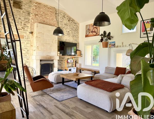 Maison à vendre 7 pièces 180 m² Saint-Étienne-de-Montluc