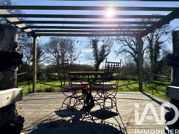 Maison à vendre 7 pièces 180 m² Saint-Étienne-de-Montluc