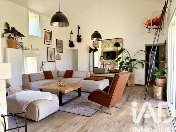 Maison à vendre 7 pièces 180 m² Saint-Étienne-de-Montluc