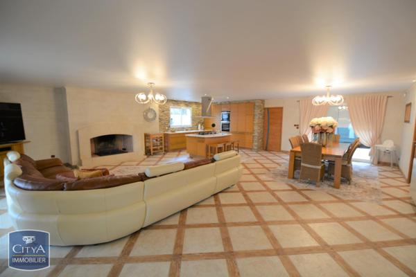 Maison à vendre 3 pièces 119m²