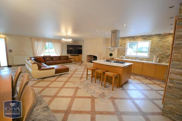 Maison à vendre 3 pièces 119m²