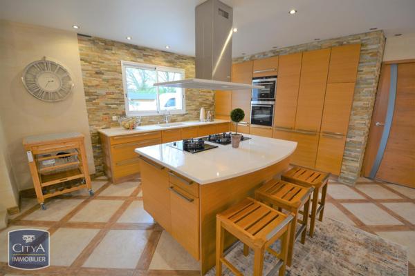 Maison à vendre 3 pièces 119m²