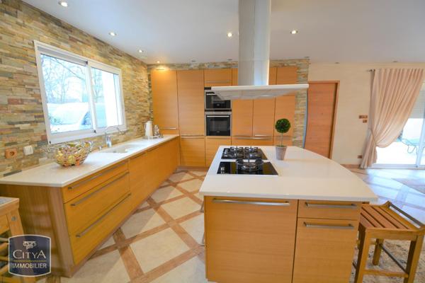 Maison à vendre 3 pièces 119m²