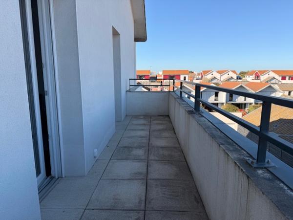 QUARTIER LA PALLICE – TYPE 4 AVEC TERRASSES, GARAGE ET STATIONNEMENT