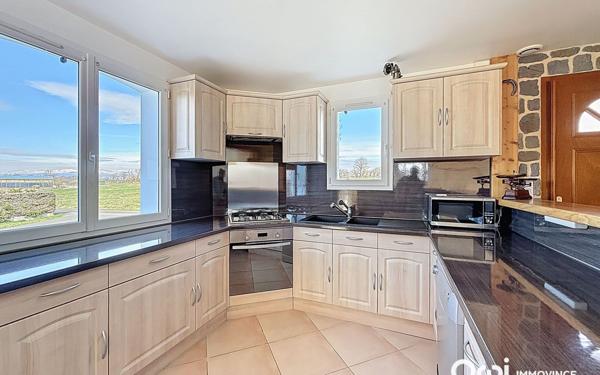 Maison à vendre    4 pièces • 127 m2 Les Ternes