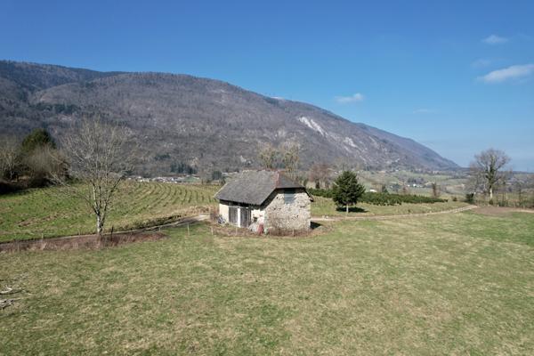 Saint-Thibaud-de-Couz (73160) Rare - grange à la vente - St Thibaud de Couz - 73160