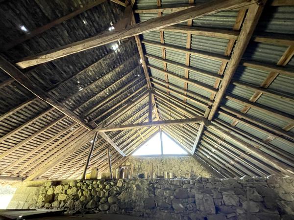 Saint-Thibaud-de-Couz (73160) Rare - grange à la vente - St Thibaud de Couz - 73160