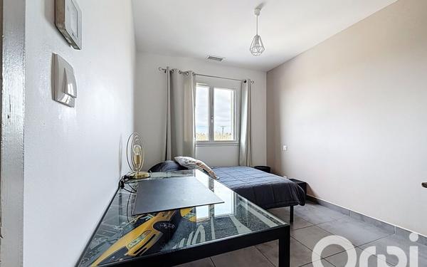 Maison à vendre    4 pièces •  Théza