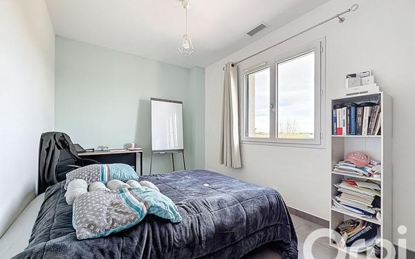 Maison à vendre    4 pièces •  Théza