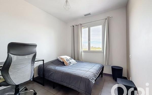 Maison à vendre    4 pièces •  Théza