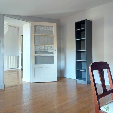 Maison à vendre 9 pièces MONTAUBAN (82) avec jardin et dépendance