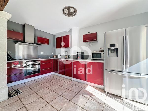 Maison à vendre 4 pièces 132 m² Sainte-Cécile-les-Vignes