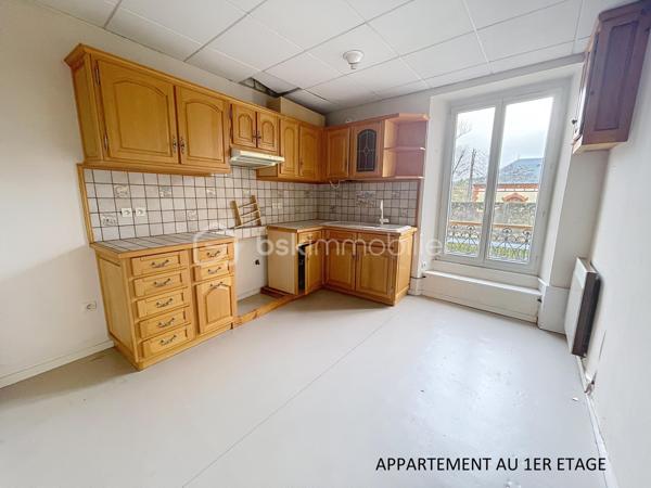 Immeuble mixte de 122 m²