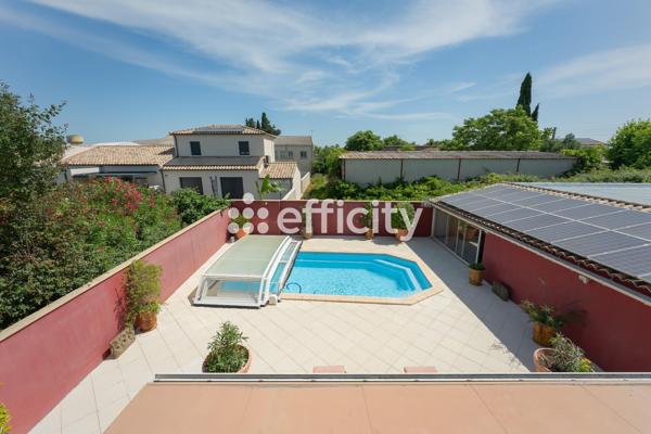 Maison
         7 pièces
        - 169 m² 465 000 € *