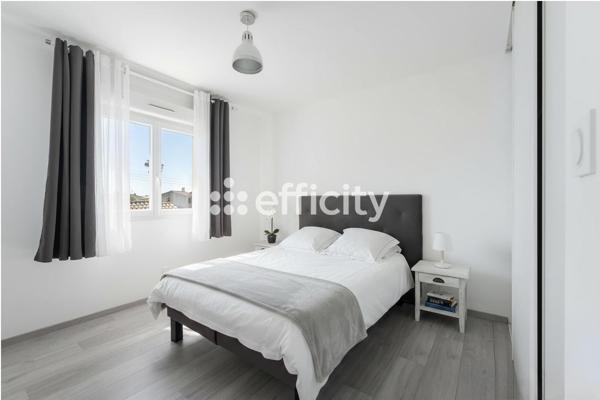 Maison
         7 pièces
        - 169 m² 465 000 € *