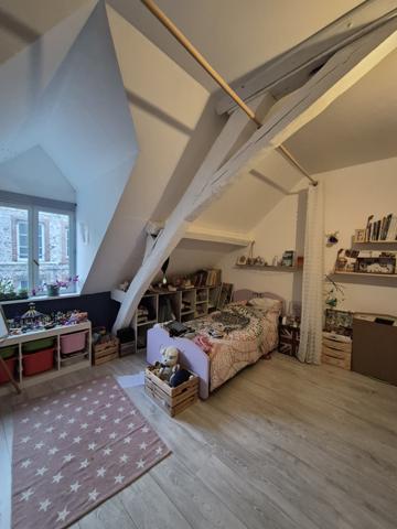 Maison
         7 pièces
        - 123 m² Exclusivité 219 000 €*