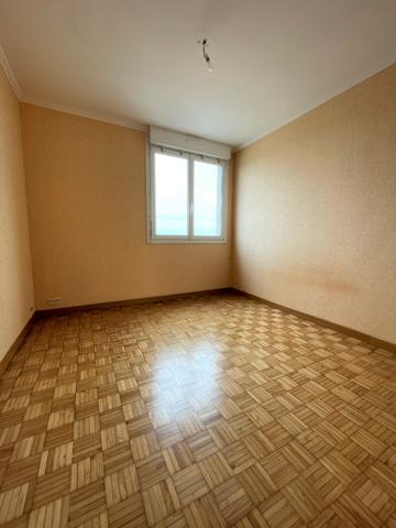 A LOUER BREST APPARTEMENT T4 DOURJACQ PARFAIT ETAT