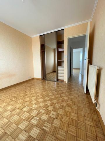 A LOUER BREST APPARTEMENT T4 DOURJACQ PARFAIT ETAT